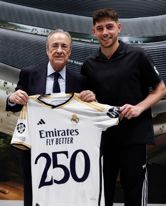 巴爾韋德250場、米利唐100場西甲里程碑引發(fā)熱議