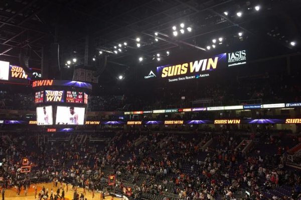 太陽隊(duì)的主場是哪個體育場？